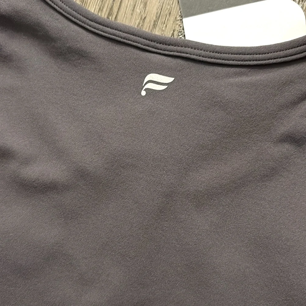 NWT [Fabletics] Long Sleeve Fitted Stretch Cropped Athletic Top Women’s Sz Small - Picture 7 of 9